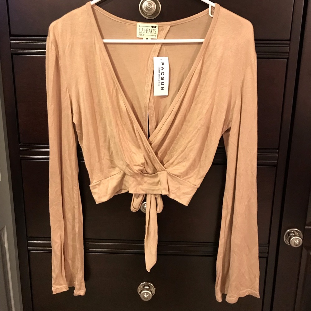 Long sleeve crop top